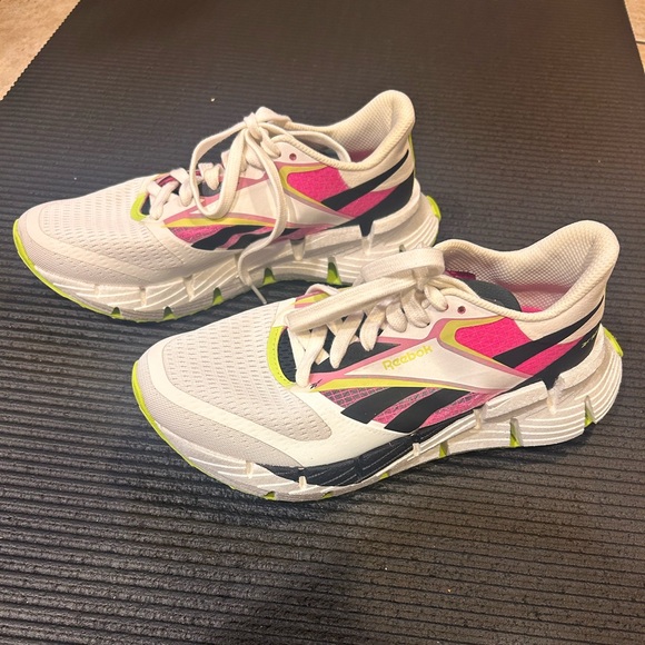 Reebok Women’s Floatzig 1 Running Shoes size 8.5 - Picture 2 of 7